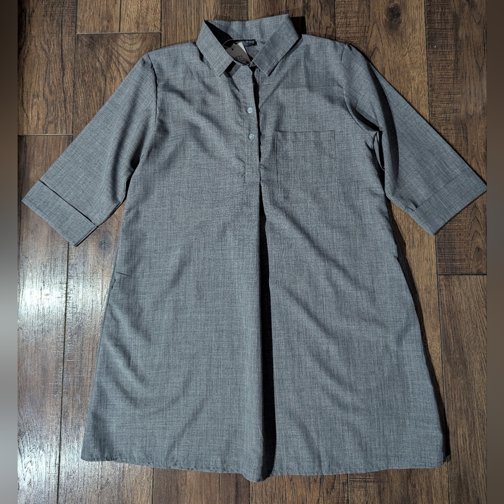 Floral Blooming Gray Shirt Dress 100% Polyester, Classic w/ Pockets & Collar NWT